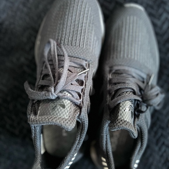 Adidas Sneakers - brand new, no box - Picture 4 of 6